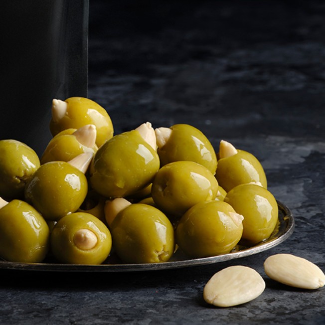 Olives & Ametlla